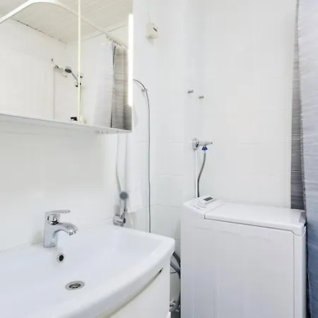 Tilava Yksioe Port Arthurissa, Iso Keittioe * טורקו